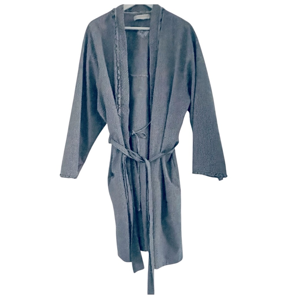Eileen West Plus Size Women’s Lightweight Black & White Seersucker Robe size 1X - Picture 6 of 16